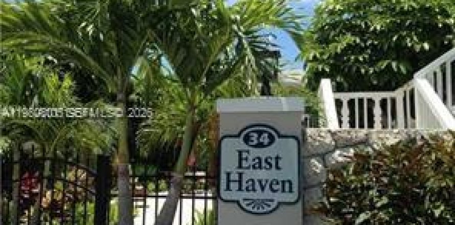 Condo à Delray Beach, Floride, 2 chambres  № 2046489