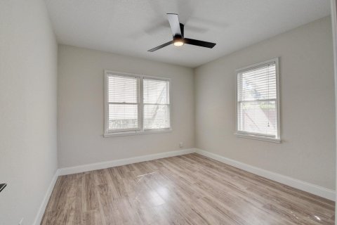 Villa ou maison à vendre à Delray Beach, Floride: 2 chambres, 89 m2 № 2355442 - photo 8