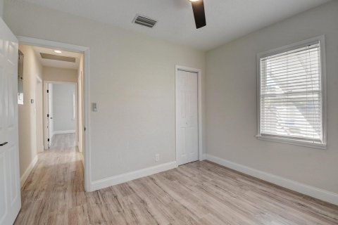 Villa ou maison à vendre à Delray Beach, Floride: 2 chambres, 89 m2 № 2355442 - photo 7