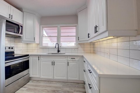 Villa ou maison à Delray Beach, Floride 2 chambres, 89 m2 № 2355442