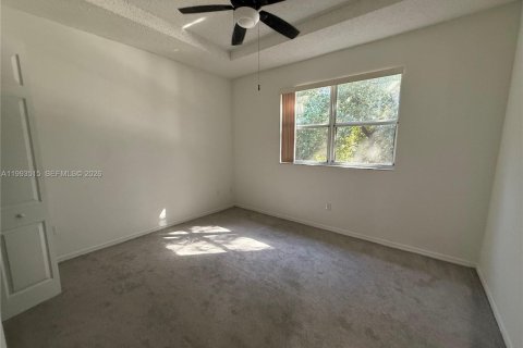 Купить таунхаус в Хомстед, Флорида 3 спальни, 147.16м2, № 2057225 - фото 16