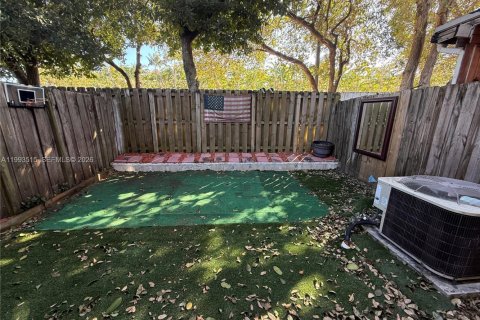 Купить таунхаус в Хомстед, Флорида 3 спальни, 147.16м2, № 2057225 - фото 4