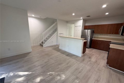 Купить таунхаус в Хомстед, Флорида 3 спальни, 147.16м2, № 2057225 - фото 10
