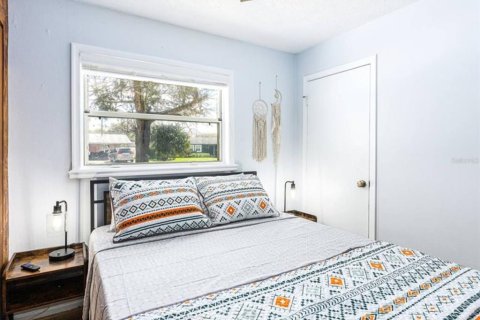 Casa en venta en Orlando, Florida, 4 dormitorios, 216.93 m2 № 2386317 - foto 19