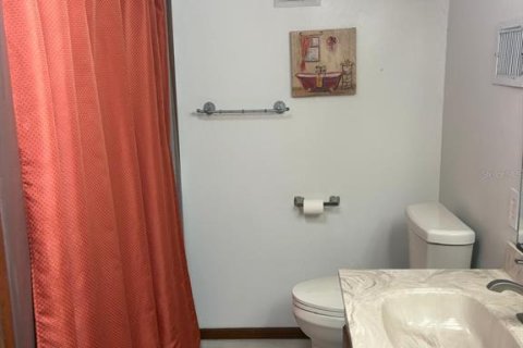 Casa en venta en Orlando, Florida, 4 dormitorios, 216.93 m2 № 2386317 - foto 16