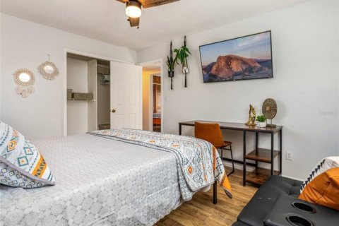 Casa en venta en Orlando, Florida, 4 dormitorios, 216.93 m2 № 2386317 - foto 18