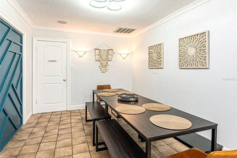 Casa en venta en Orlando, Florida, 4 dormitorios, 216.93 m2 № 2386317 - foto 6