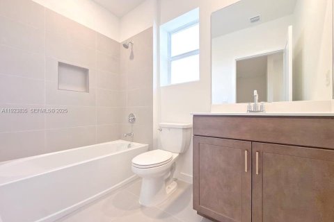 Снять в аренду таунхаус в Хомстед, Флорида 4 спальни, № 1982146 - фото 22