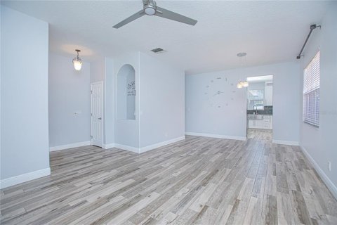 Casa en venta en Orlando, Florida, 4 dormitorios, 196.49 m2 № 1902416 - foto 20
