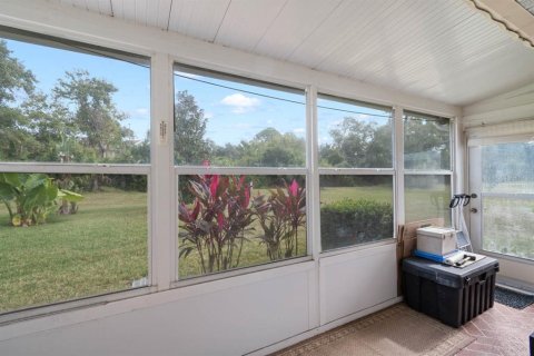 Condo in Sun City Center, Florida, 1 bedroom № 2114134 - photo 3