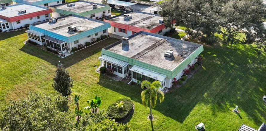 Condo in Sun City Center, Florida, 1 bedroom № 2114134