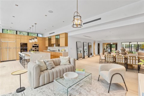 Villa ou maison à vendre à Miami Shores, Floride: 4 chambres, 294.31 m2 № 2058487 - photo 5