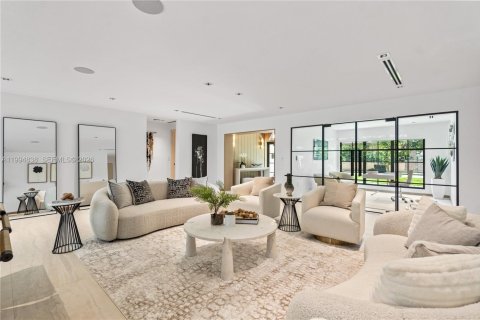 Villa ou maison à vendre à Miami Shores, Floride: 4 chambres, 294.31 m2 № 2058487 - photo 25