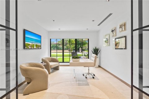 Villa ou maison à vendre à Miami Shores, Floride: 4 chambres, 294.31 m2 № 2058487 - photo 26