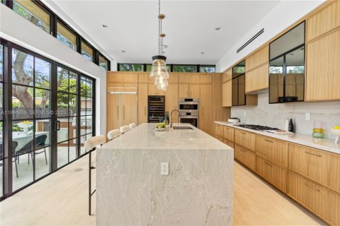 Villa ou maison à vendre à Miami Shores, Floride: 4 chambres, 294.31 m2 № 2058487 - photo 20