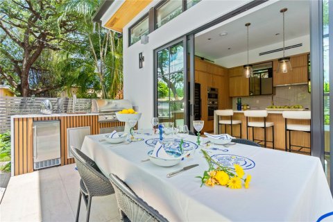 Villa ou maison à vendre à Miami Shores, Floride: 4 chambres, 294.31 m2 № 2058487 - photo 15