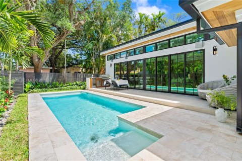 Villa ou maison à vendre à Miami Shores, Floride: 4 chambres, 294.31 m2 № 2058487 - photo 13