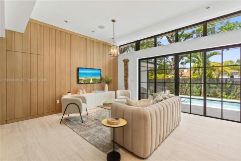 Villa ou maison à vendre à Miami Shores, Floride: 4 chambres, 294.31 m2 № 2058487 - photo 9