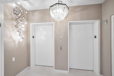 Condo in Highland Beach, Florida, 3 bedrooms  № 2147048 - photo 6