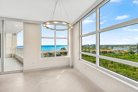Condo in Highland Beach, Florida, 3 bedrooms  № 2147048 - photo 16