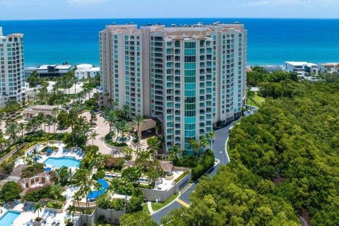 Condo in Highland Beach, Florida, 3 bedrooms  № 2147048