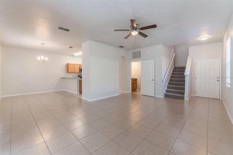House in Davenport, Florida 4 bedrooms, 139.54 sq.m. № 1792990 - photo 5