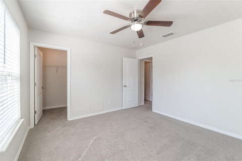 House in Davenport, Florida 4 bedrooms, 139.54 sq.m. № 1792990 - photo 28