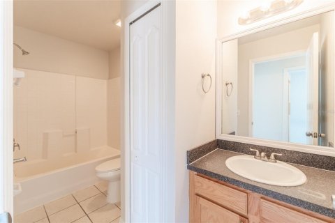 House in Davenport, Florida 4 bedrooms, 139.54 sq.m. № 1792990 - photo 26