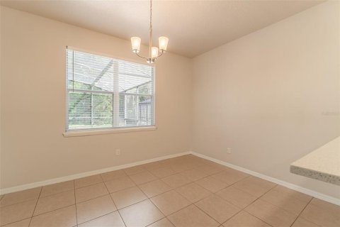 House in Davenport, Florida 4 bedrooms, 139.54 sq.m. № 1792990 - photo 12
