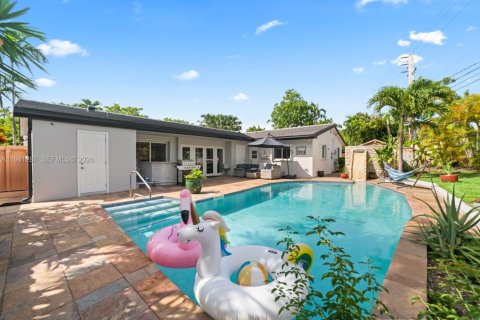 Villa ou maison à vendre à North Miami Beach, Floride: 4 chambres, 224.54 m2 № 1999000 - photo 14