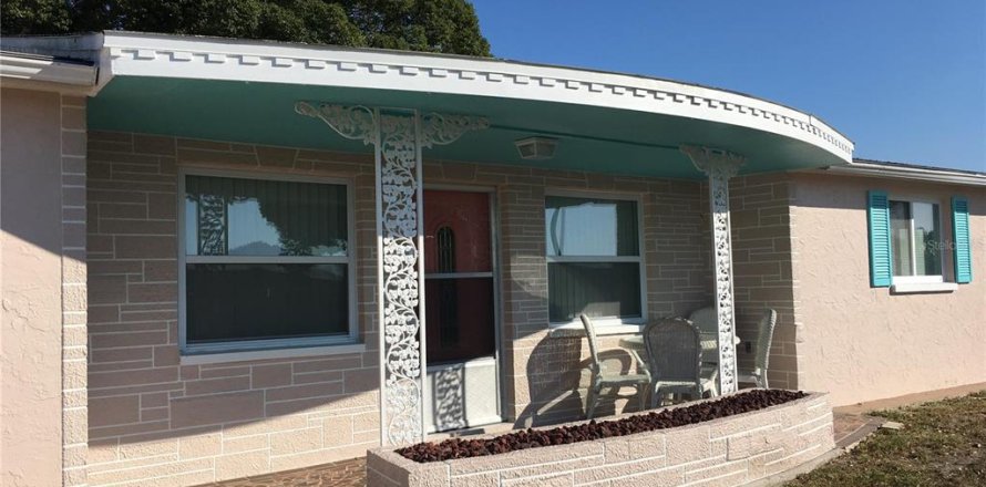 Casa en New Port Richey, Florida 2 dormitorios, 104.79 m2 № 1915968