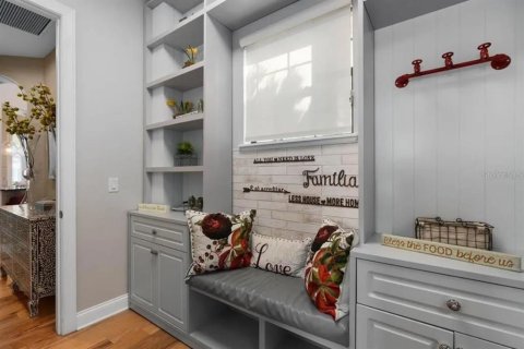 Купить виллу или дом в Уиндермир, Флорида 8 комнат, 498.14м2, № 2322432 - фото 18