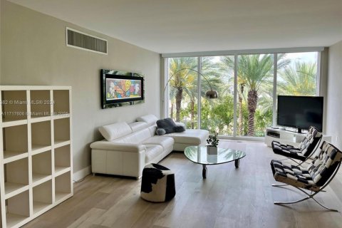Condominio en venta en Bal Harbour, Florida, 2 dormitorios, 120.77 m2 № 2077238 - foto 4