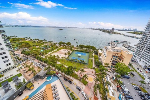 Condominio en venta en Miami, Florida, 2 dormitorios, 97.36 m2 № 2027724 - foto 5