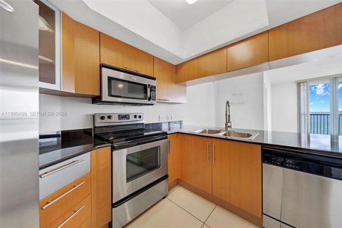 Condominio en venta en Miami, Florida, 2 dormitorios, 97.36 m2 № 2027724 - foto 12
