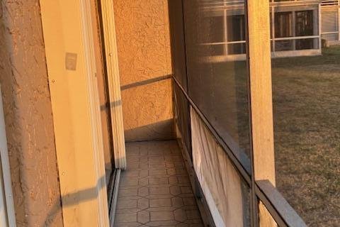 Купить кондоминиум в Тамарак, Флорида 6 комнат, 136.47м2, № 2187337 - фото 12
