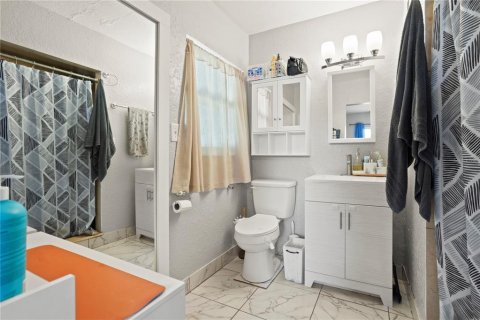 Villa ou maison à vendre à Belle Isle, Floride: 3 chambres, 155.61 m2 № 2339599 - photo 17