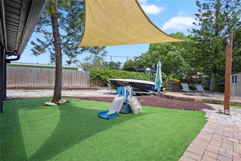 Villa ou maison à vendre à Belle Isle, Floride: 3 chambres, 155.61 m2 № 2339599 - photo 30