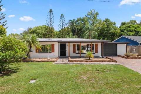 Villa ou maison à Belle Isle, Floride 3 chambres, 155.61 m2 № 2339599