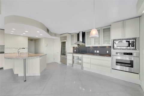 Condominio en venta en Fort Lauderdale, Florida, 2 dormitorios, 150.5 m2 № 1711720 - foto 21