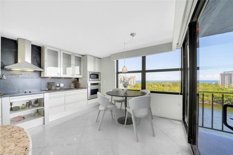 Condominio en venta en Fort Lauderdale, Florida, 2 dormitorios, 150.5 m2 № 1711720 - foto 19