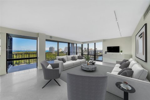 Condominio en venta en Fort Lauderdale, Florida, 2 dormitorios, 150.5 m2 № 1711720 - foto 1