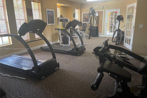Condo in Pompano Beach, Florida, 2 bedrooms  № 2038099 - photo 30