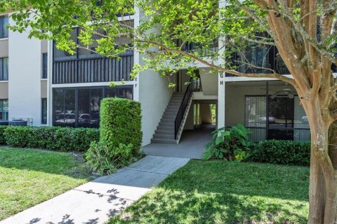 Condo in Tarpon Springs, Florida, 2 bedrooms  № 1734009 - photo 3