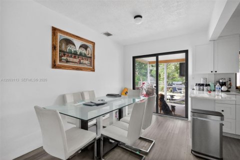 Immobilier commercial à vendre à Hollywood, Floride: 158.21 m2 № 2066504 - photo 27