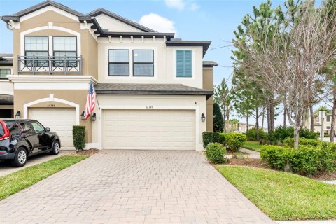 Townhouse in Wesley Chapel, Florida 3 bedrooms, 200.02 sq.m. № 1832870 - photo 2