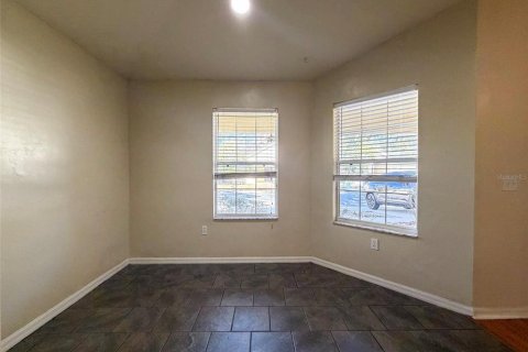 Casa en alquiler en Gainesville, Florida, 3 dormitorios, 130.25 m2 № 2118163 - foto 6