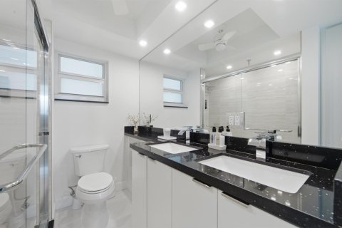 Купить кондоминиум в Дирфилд-Бич, Флорида 3 комнаты, 97.55м2, № 2171643 - фото 8