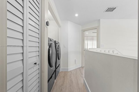 Touwnhouse à vendre à Miramar, Floride: 3 chambres, 121.14 m2 № 2424966 - photo 25