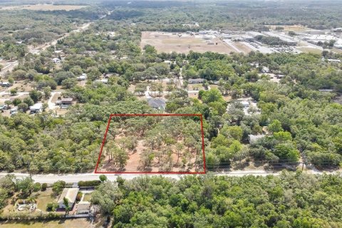 Terreno en venta en Hudson, Florida № 1722082 - foto 1